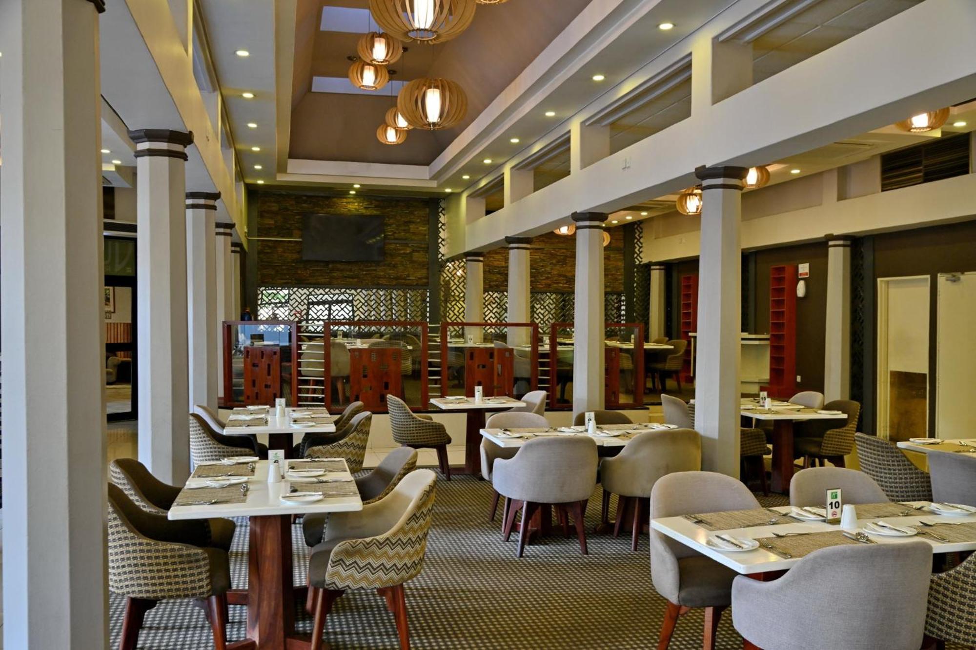 Holiday Inn - Harare By Ihg Exterior foto