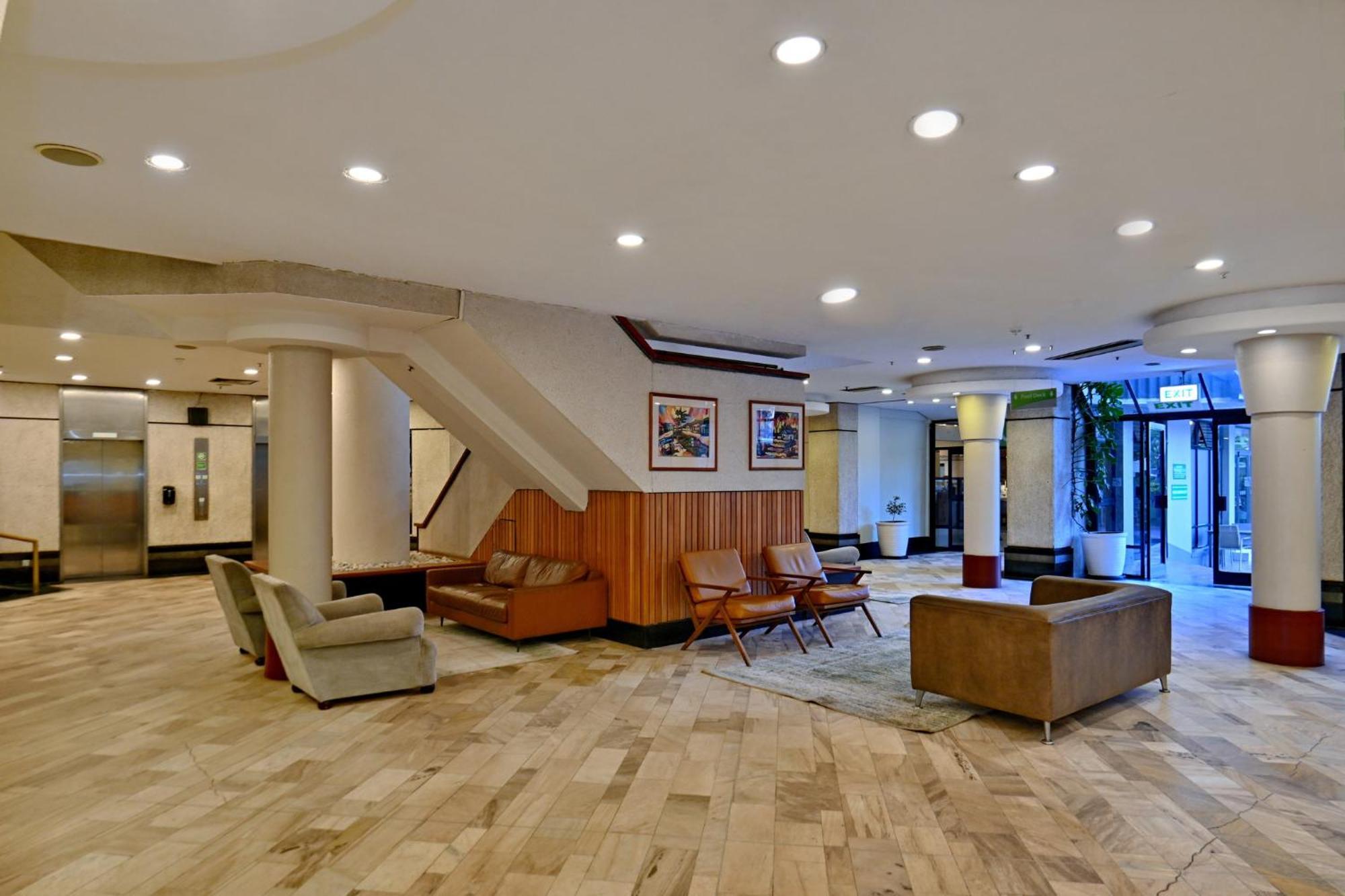Holiday Inn - Harare By Ihg Exterior foto