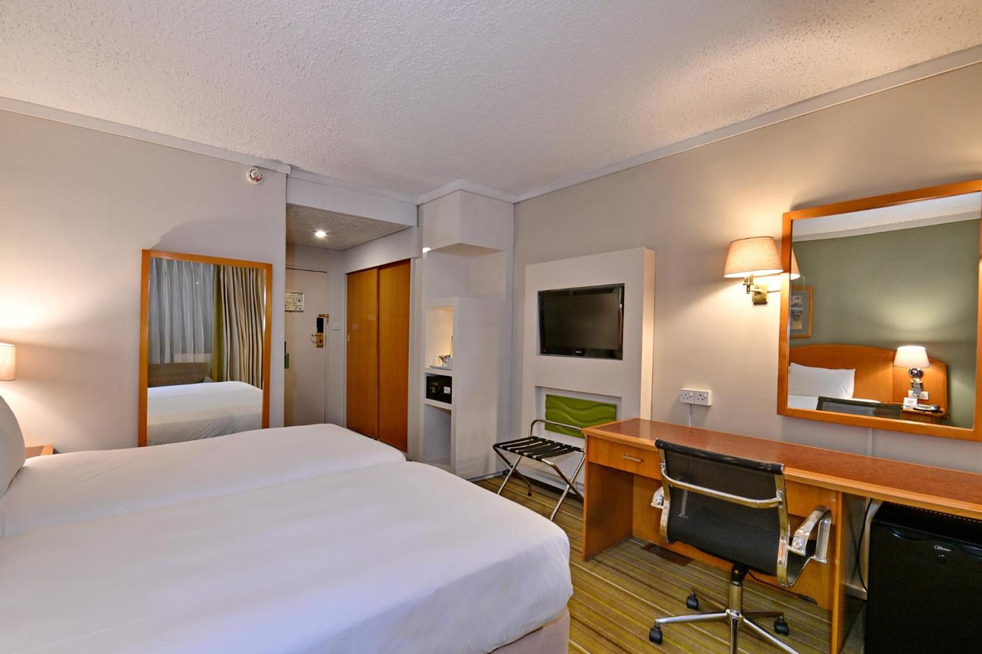 Holiday Inn - Harare By Ihg Exterior foto